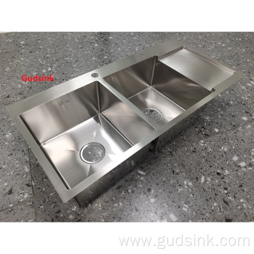 kitchen sink drainboard attached